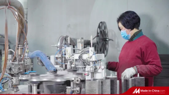 Китайский производитель Yihong представляет собой высококачественный полностью автоматический лепестковый шлифовальный станок для производства лепесткового шлифовального инструмента.